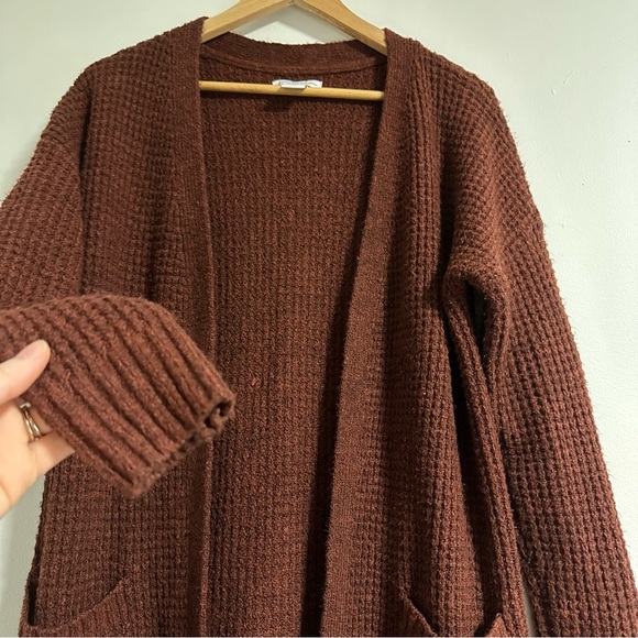 cupcakes & cashmere Rich Brown Open-Front Cardigan - Picture 7 of 9